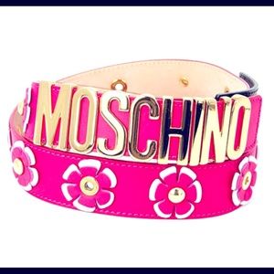 ❌SOLD❌ Moschino Pink Fuchsia Flowers Leather Logo Belt